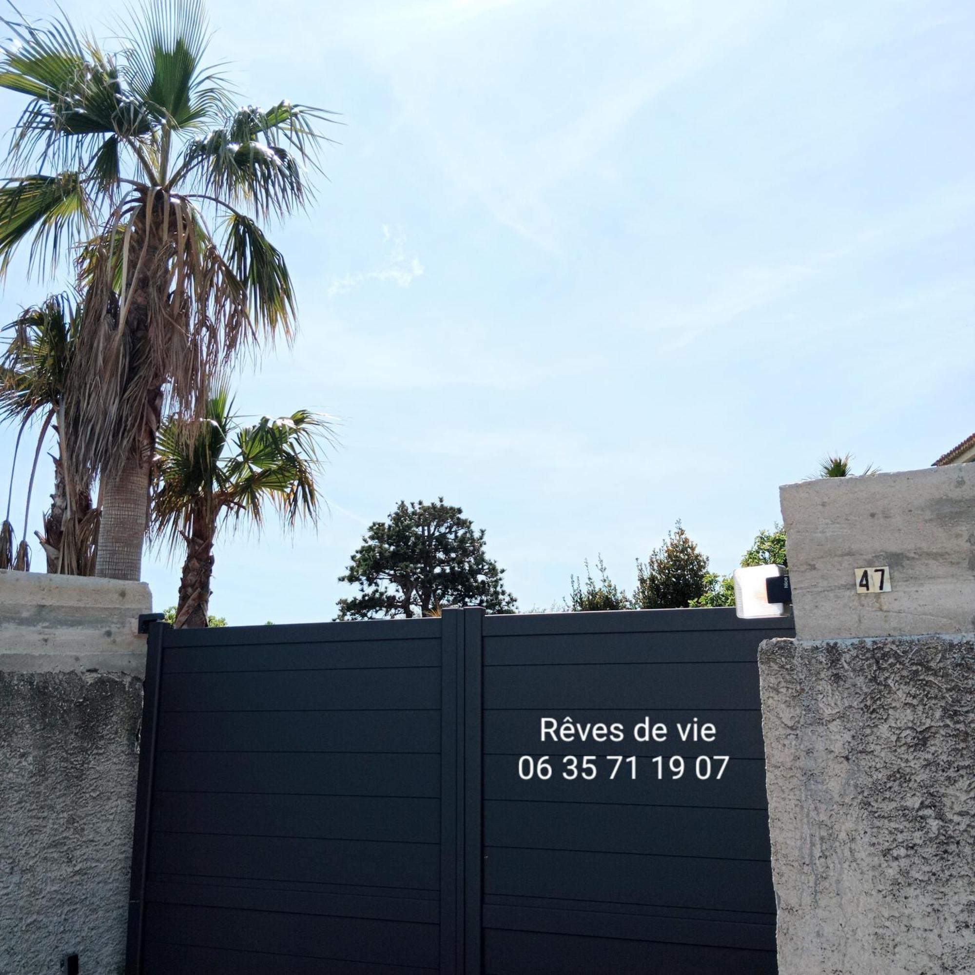 Reves De Vie Studio Morgiou Avec Terrasse Et Parking Prive Cassis Zimmer foto